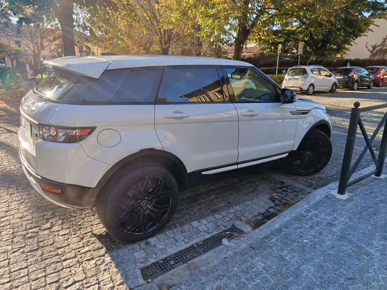 Land Rover Range Rover Evoque - 4