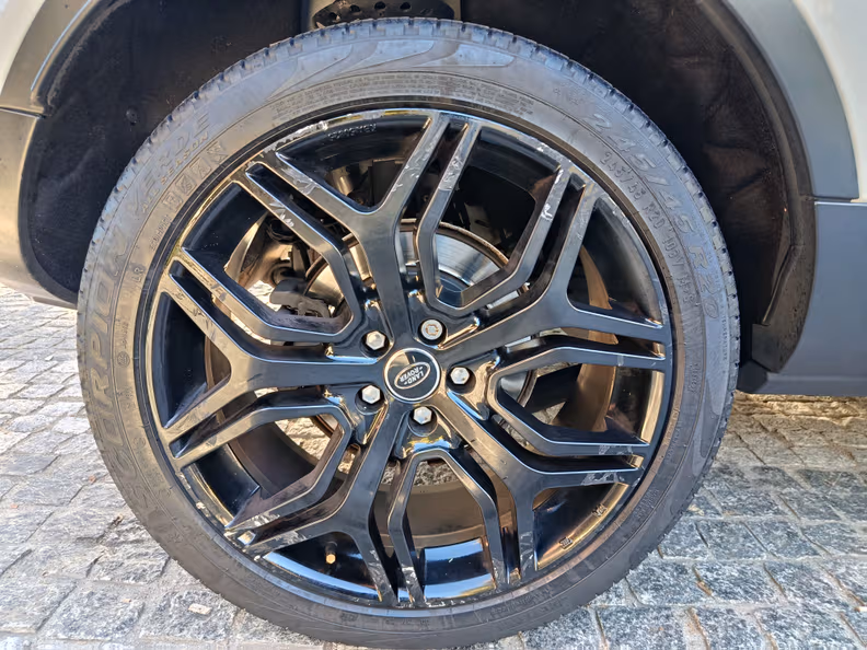 Land Rover Range Rover Evoque - 44