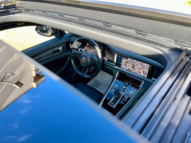 Porsche Panamera - 20