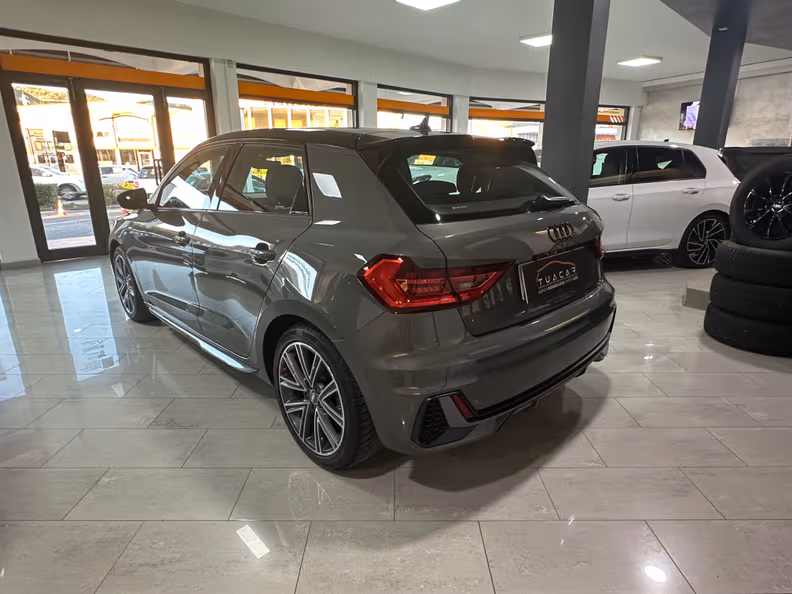 Audi A1 - 3