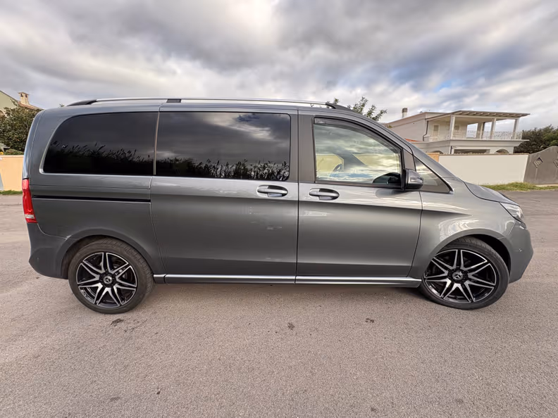 Mercedes-Benz V-Class - 4