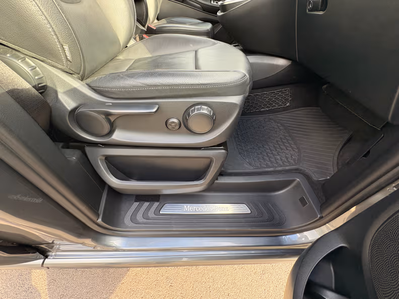 Mercedes-Benz V-Class - 39