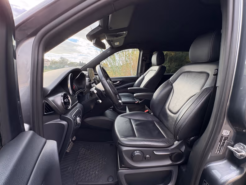 Mercedes-Benz V-Class - 14