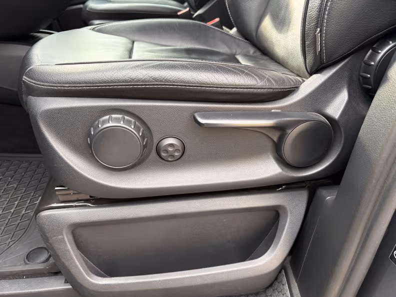 Mercedes-Benz V-Class - 15