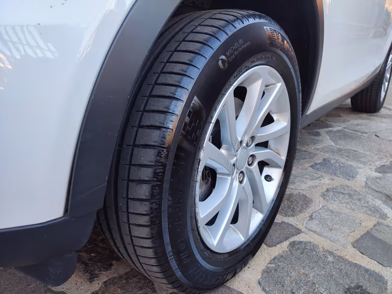 Land Rover Discovery Sport - 18