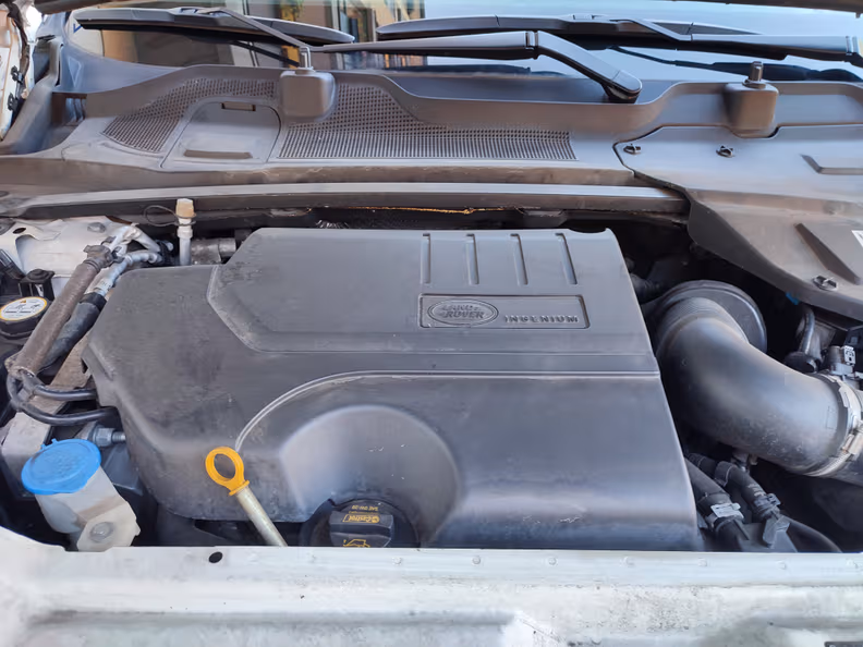 Land Rover Discovery Sport - 17