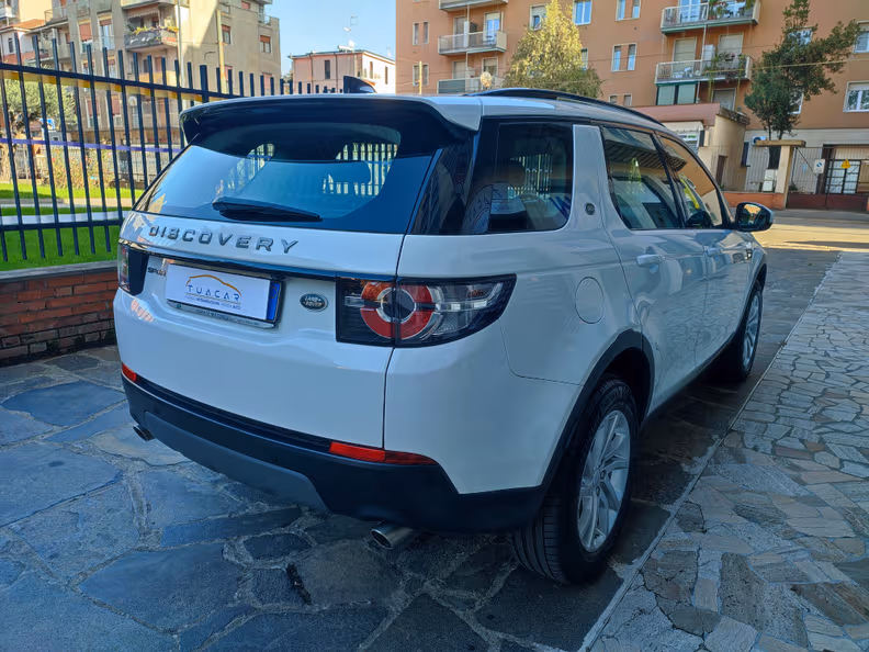 Land Rover Discovery Sport - 5