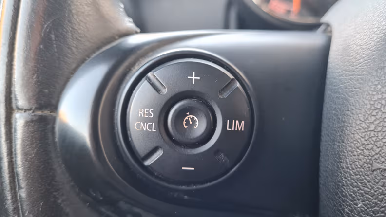 Mini 3-door / 5-door Hatch - 30