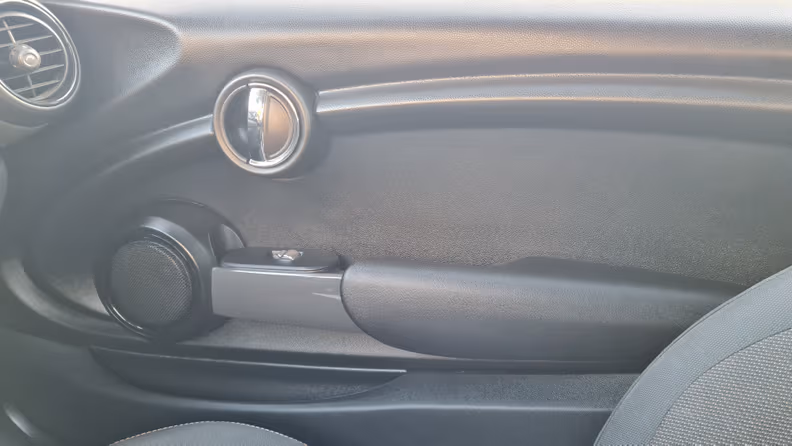 Mini 3-door / 5-door Hatch - 38