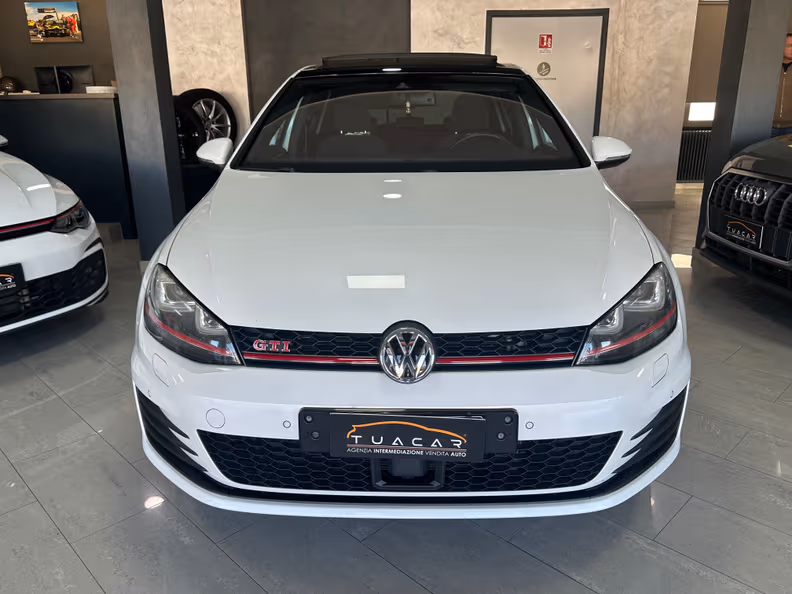 Volkswagen Golf - 7