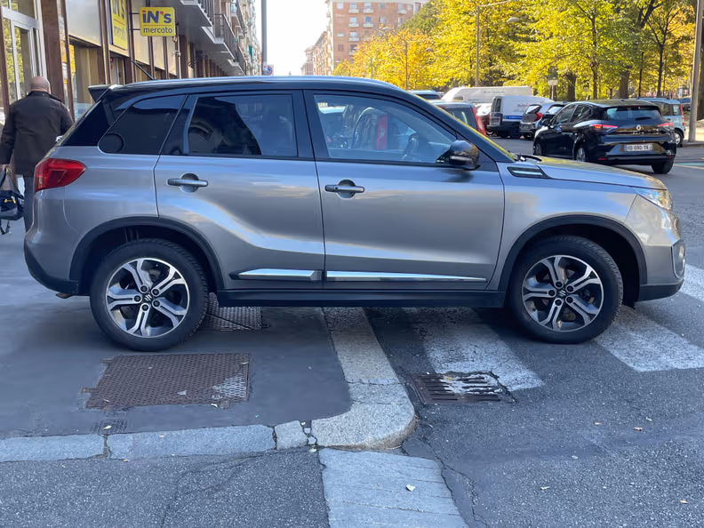 Suzuki Vitara / e Vitara - 19