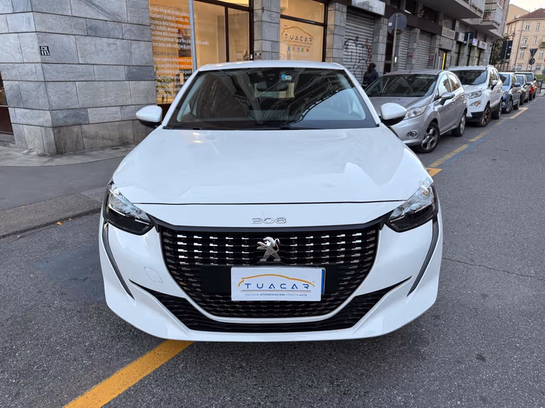 Peugeot 208 - 2