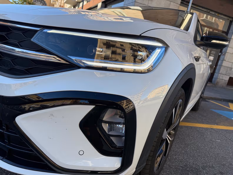 Volkswagen Taigo - 2