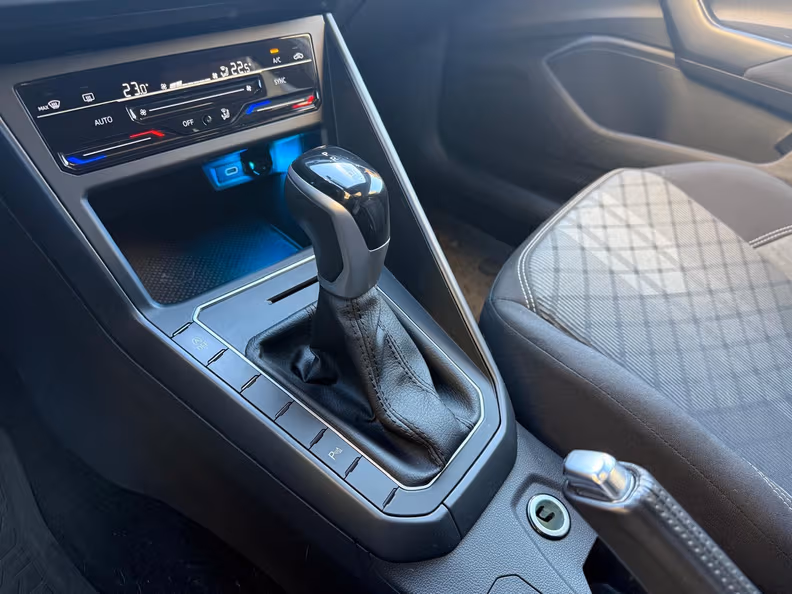 Volkswagen Taigo - 23