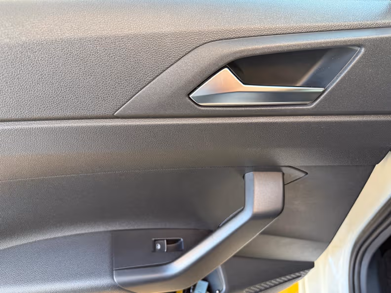 Volkswagen Taigo - 32