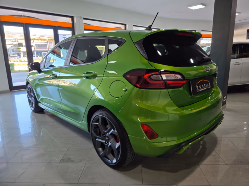 Ford Fiesta - 4