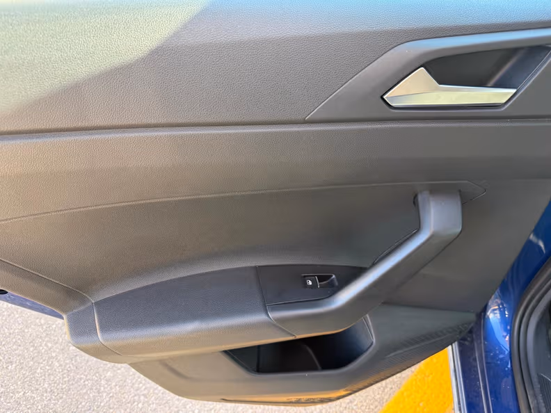 Volkswagen Polo - 32