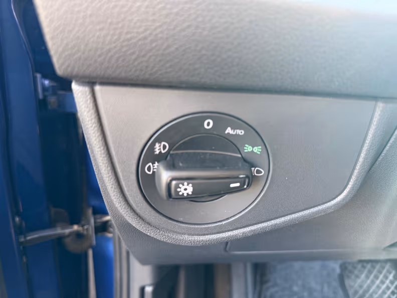 Volkswagen Polo - 34