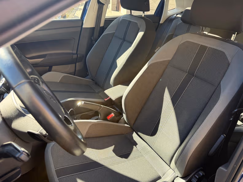 Volkswagen Polo - 11