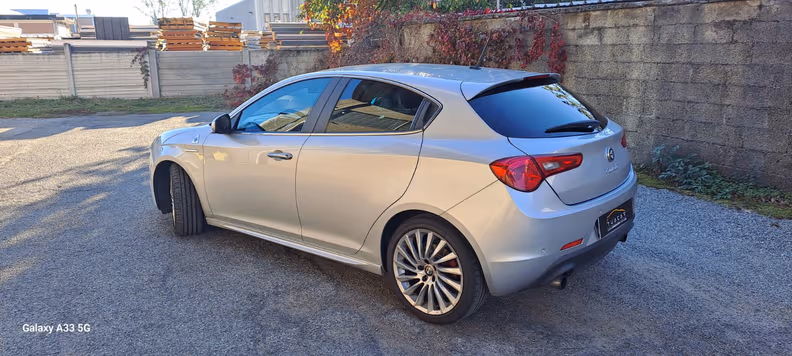 Alfa Romeo Giulietta - 8