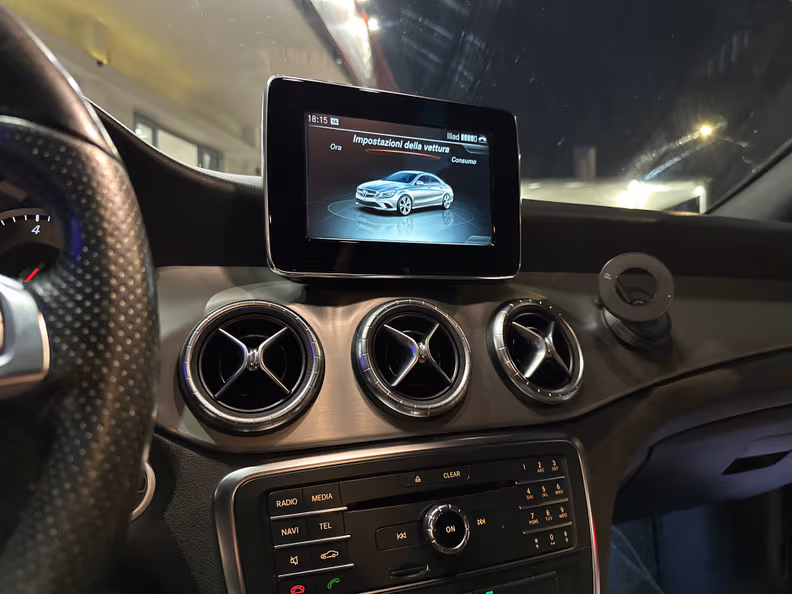 Mercedes-Benz CLA-Class - 11