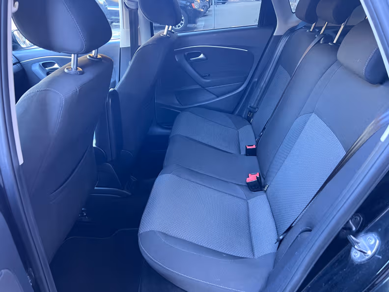 Volkswagen Polo - 13