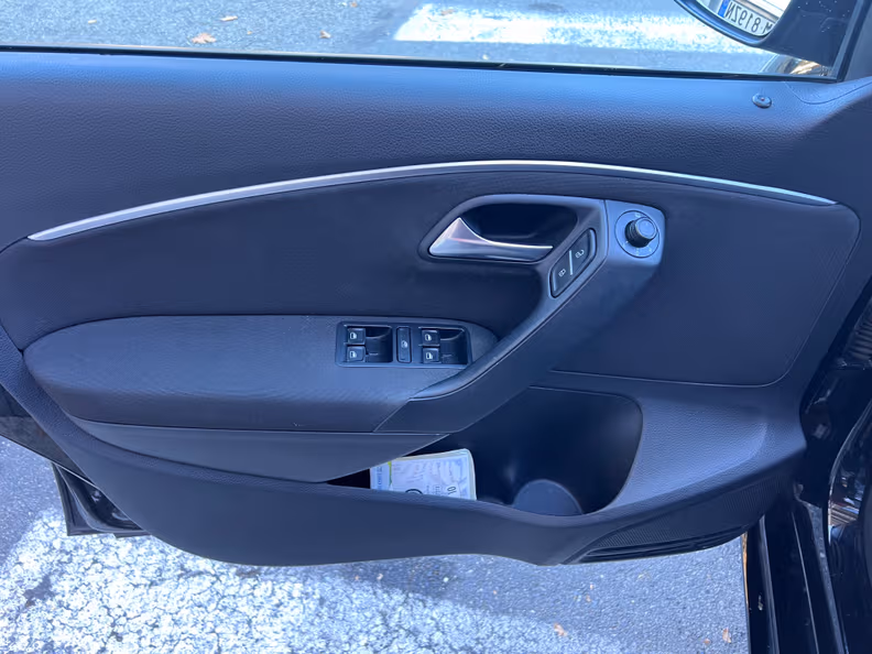 Volkswagen Polo - 21