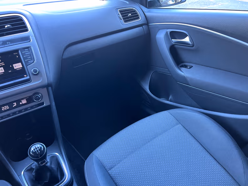 Volkswagen Polo - 23