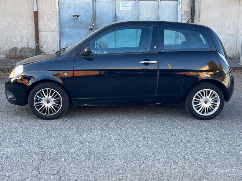 Lancia Ypsilon - 8