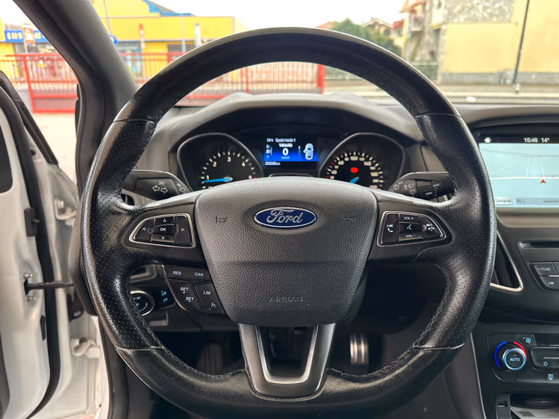 Ford Focus - 22
