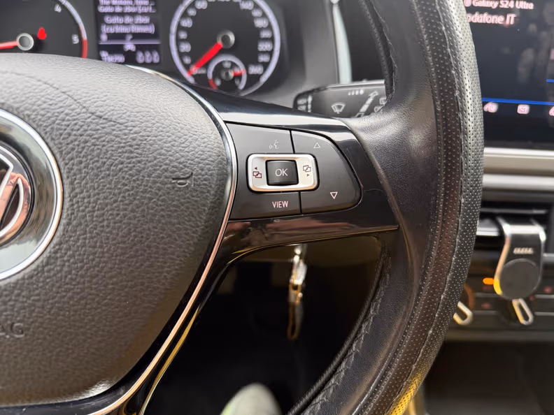 Volkswagen Polo - 18