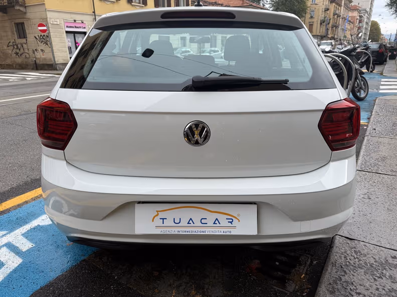 Volkswagen Polo - 7