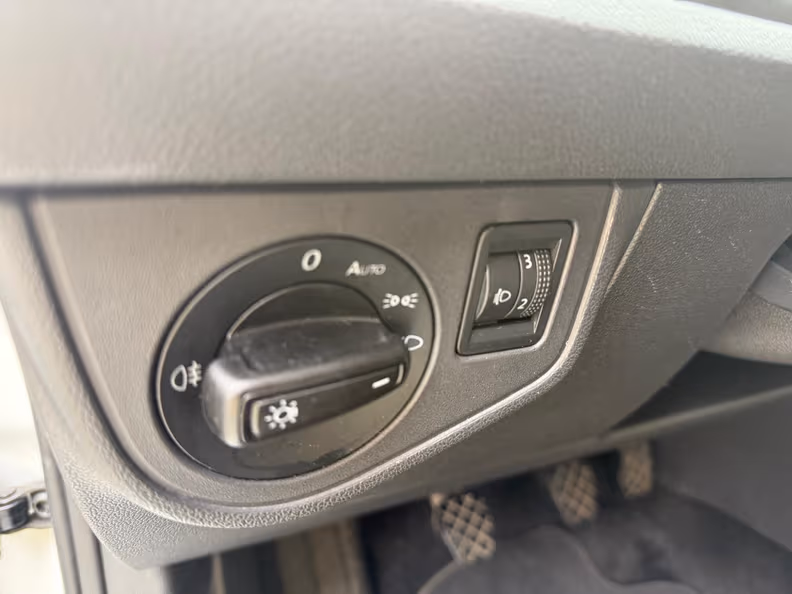 Volkswagen Polo - 31