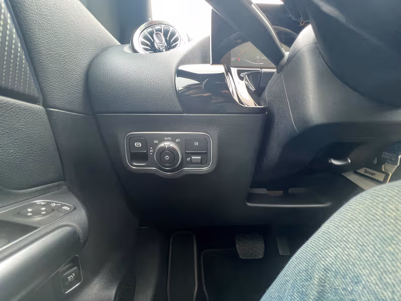 Mercedes-Benz B-Class - 36