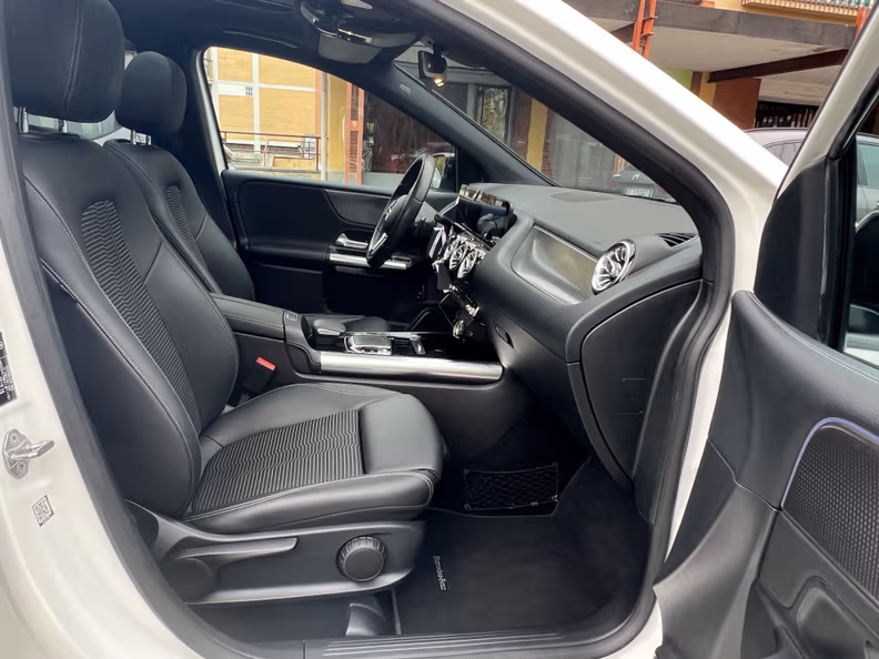 Mercedes-Benz B-Class - 23