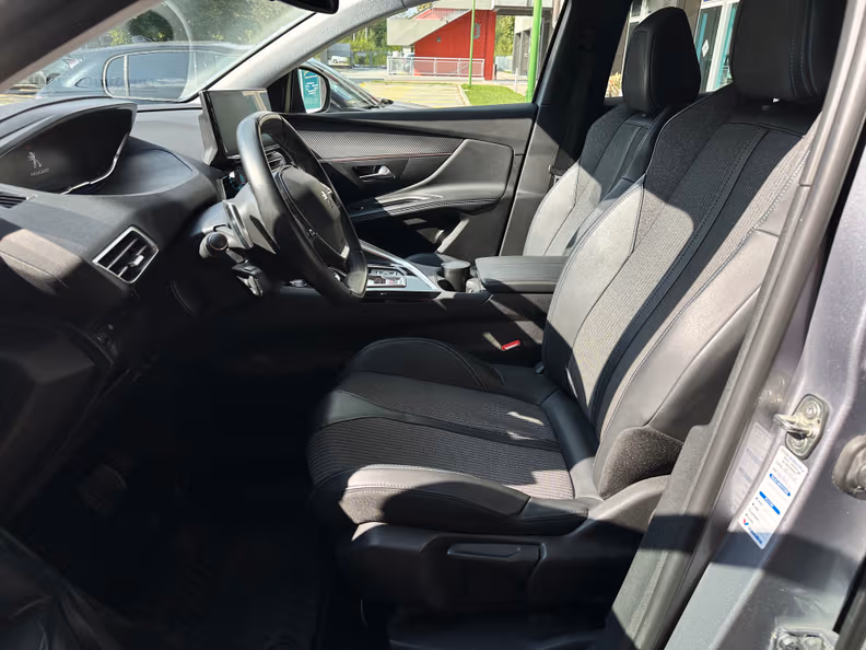 Peugeot 3008 - 21