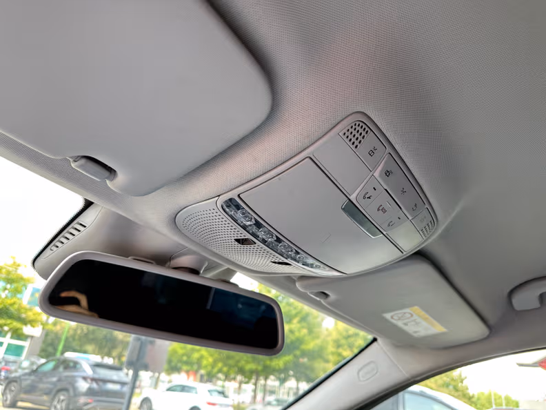 Mercedes-Benz C-Class - 28