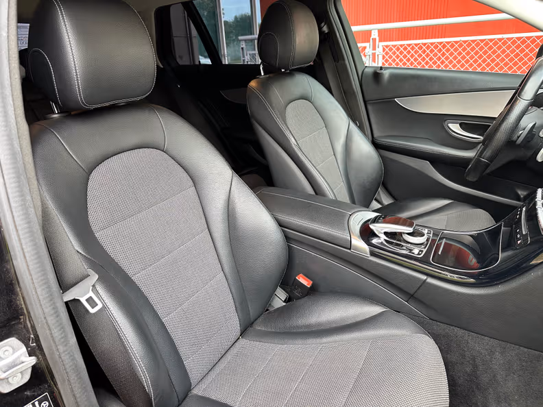 Mercedes-Benz C-Class - 31