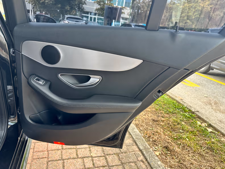 Mercedes-Benz C-Class - 23