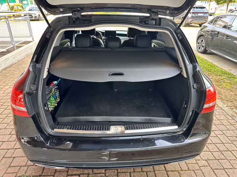 Mercedes-Benz C-Class - 38