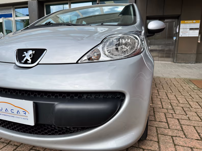Peugeot 107 - 15