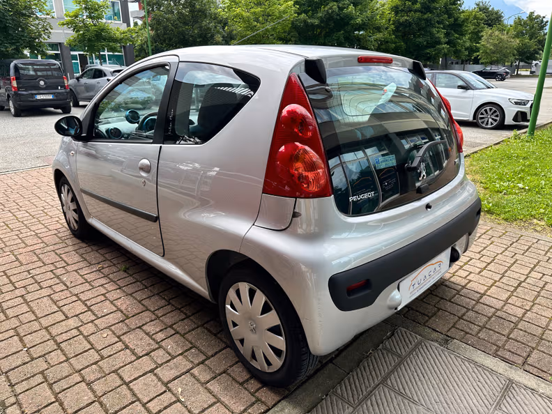 Peugeot 107 - 6