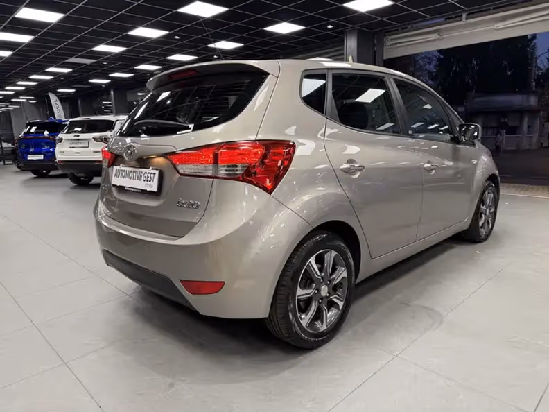 Hyundai ix20 - 5