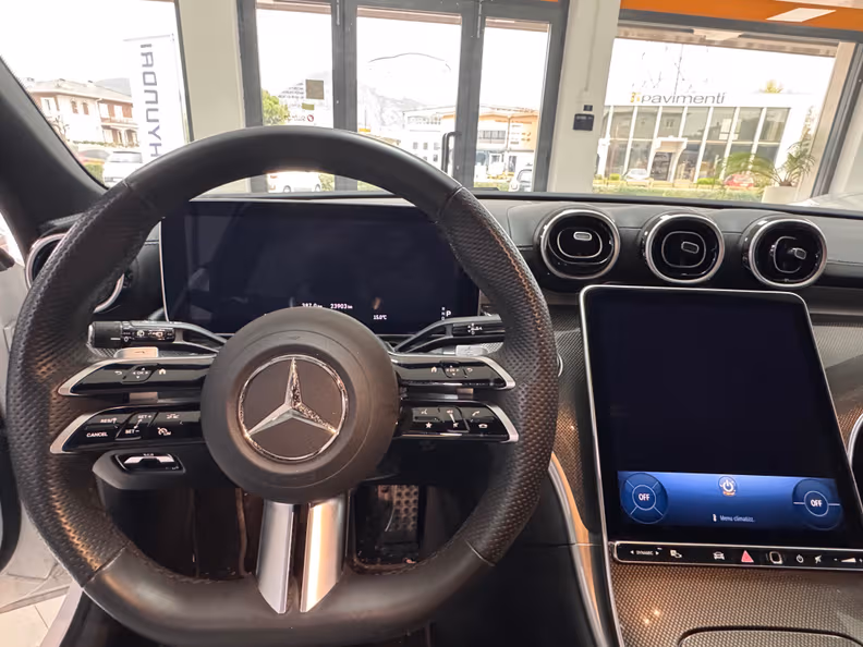 Mercedes-Benz C-Class - 10