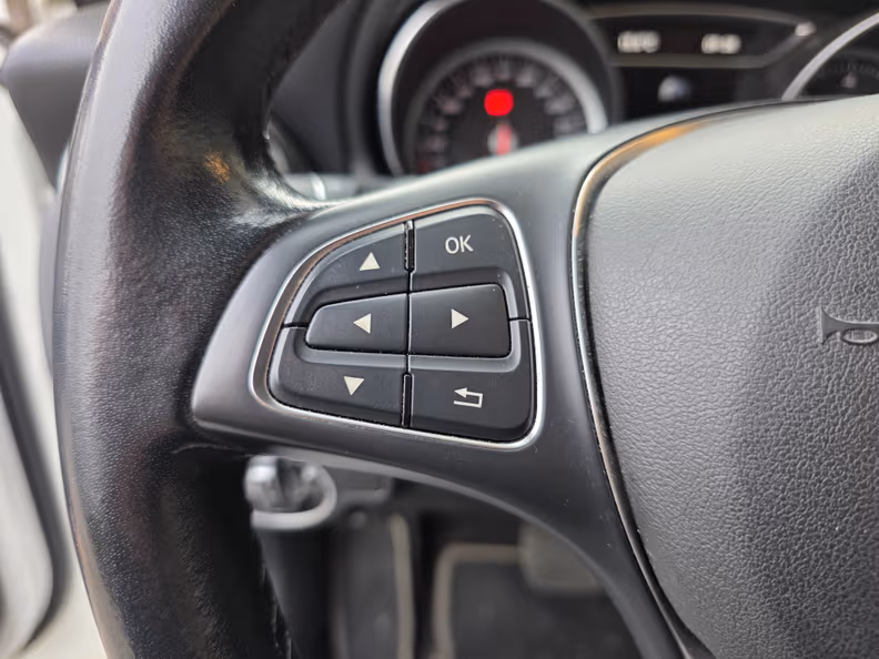 Mercedes-Benz GLA-Class - 9