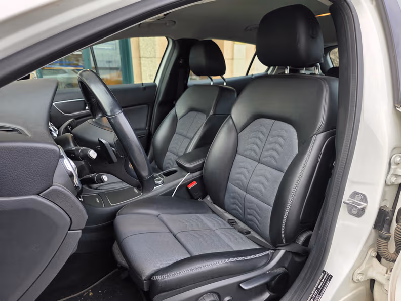 Mercedes-Benz GLA-Class - 8