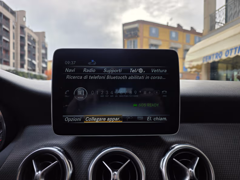 Mercedes-Benz GLA-Class - 15