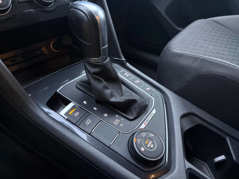 Volkswagen Tiguan - 21