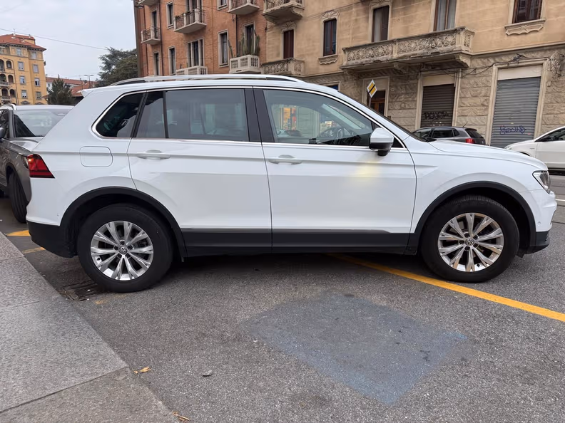 Volkswagen Tiguan - 7