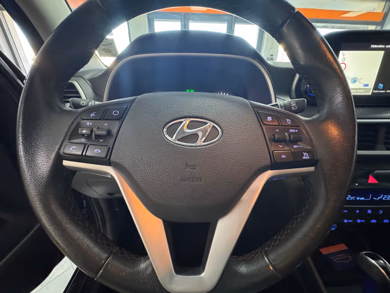 Hyundai Tucson - 12